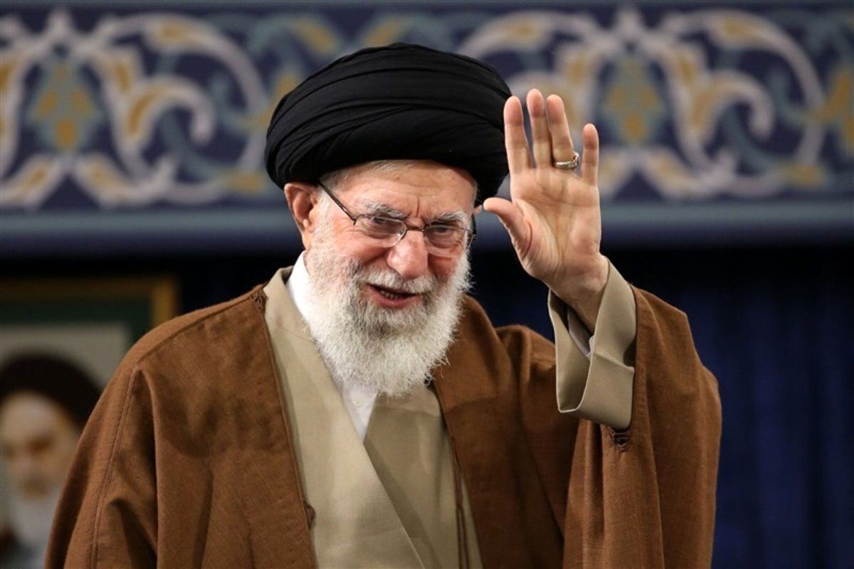 واکنش رهبر انقلاب به تفاوت قائل شدن میان دفاع از ایران و اسلام