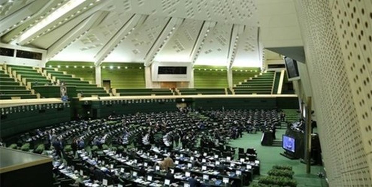 اخبار مجلس/ آغاز جهش سوم صنعت پتروشیمی/گزارش رحمانی از خداحافظی بازنشستگان