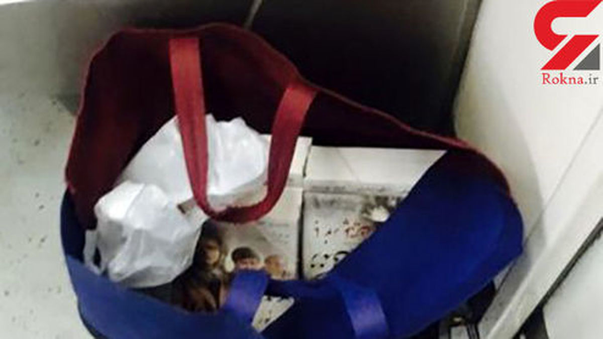 دستفروشی کارگردان معروف سینمای ایران در مترو +عکس