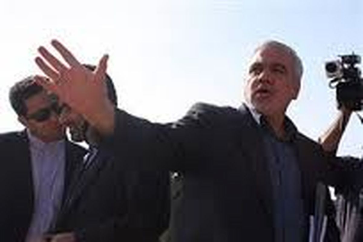 احتمال برکناری فتح‌الله‌زاده از باشگاه استقلال