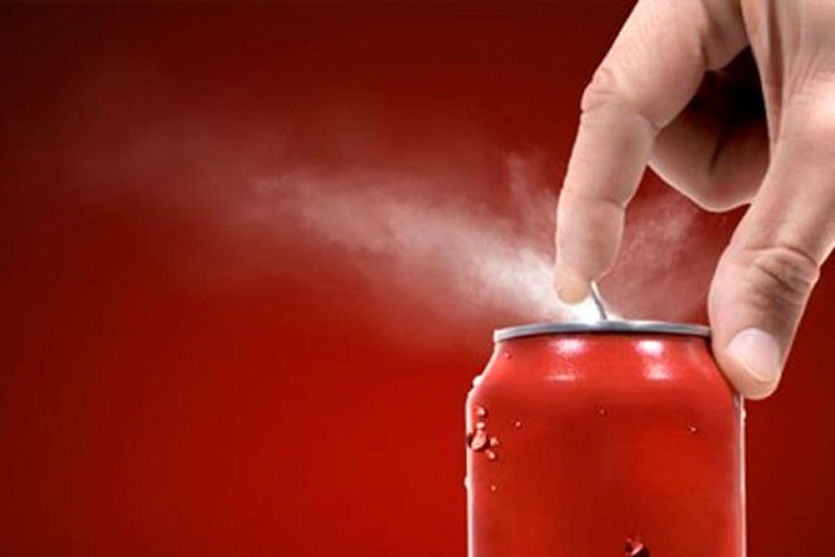 ۱۰ دلیل منطقی برای خداحافظی با نوشابه گازدار!