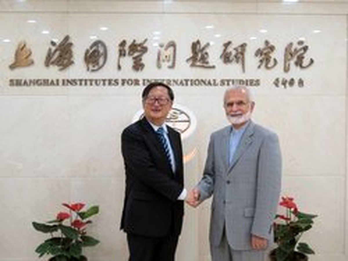 شرط پذیرش بسته اروپا از زبان خرازی