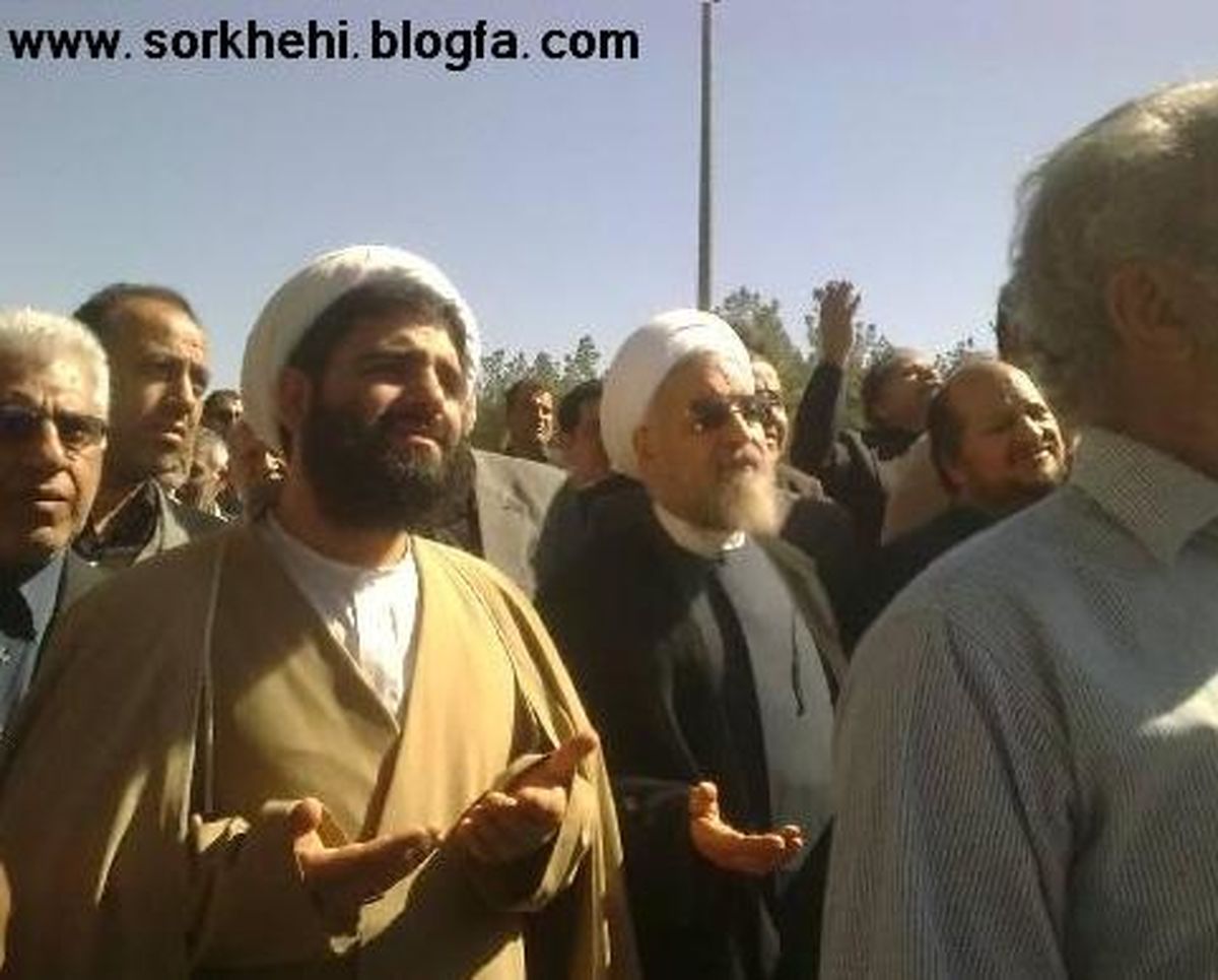 مراسم خاکسپاری پدر روحانی / تصاویر