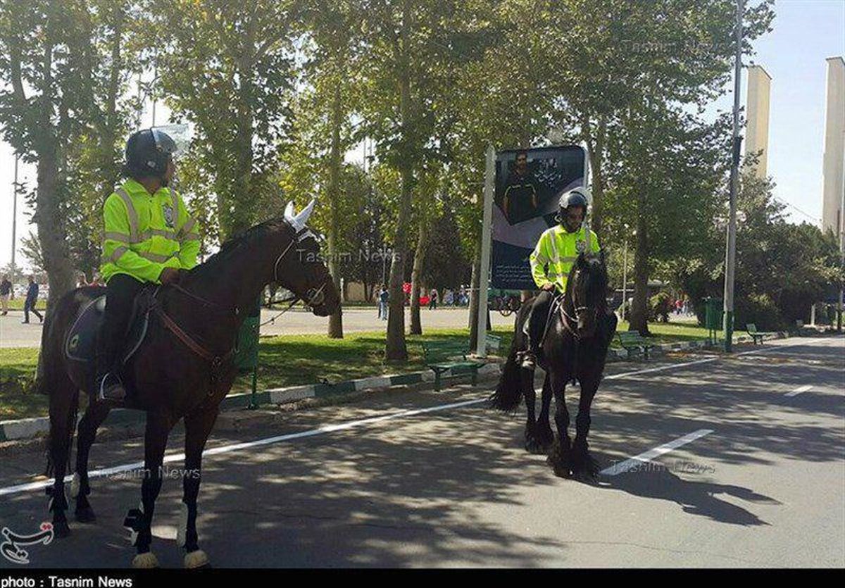 عکس: پلیس اسب سوار در دربی تهران