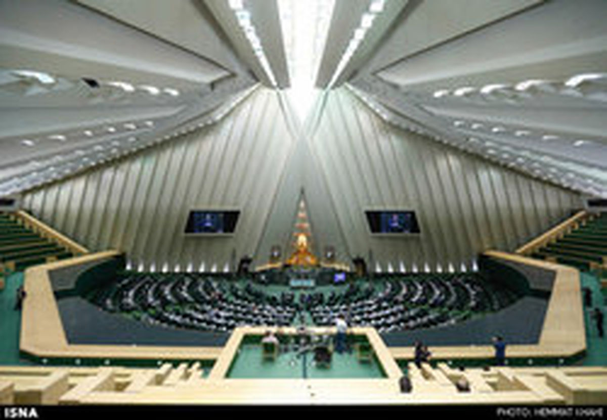 سوال از وزیر فرهنگ در دستور کار امروز مجلس