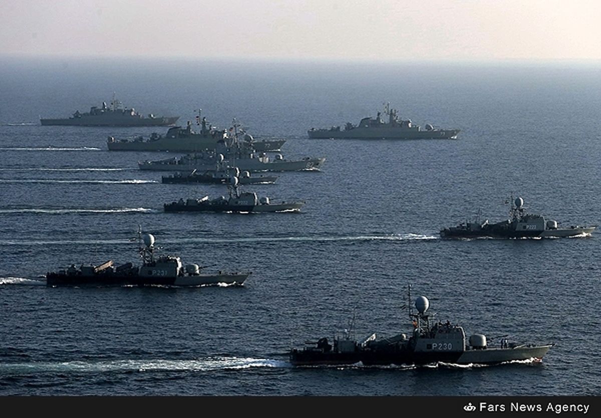 ناوشکن نقدی در رزمایش ولایت 94 + عکس