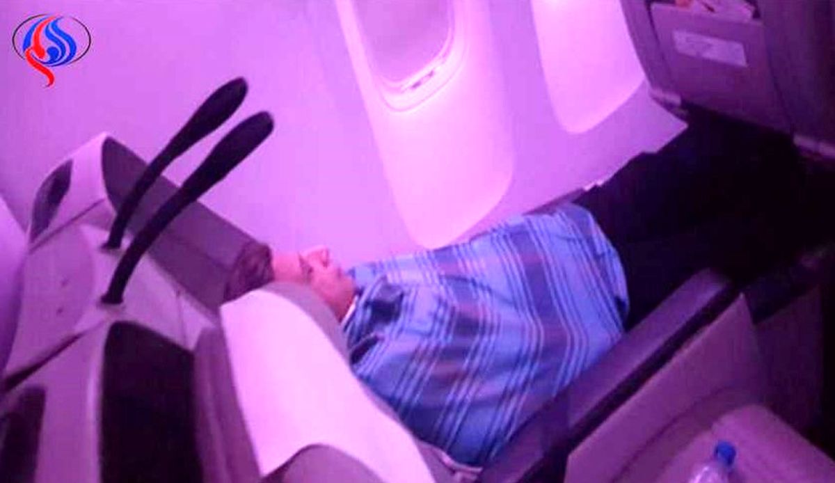 رفتار عجیب خلبان پاکستانی در حین پرواز!