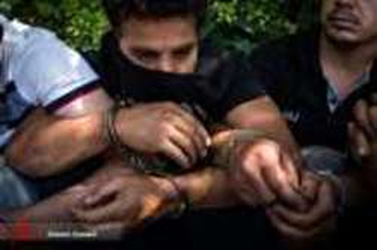 سریال دنباله دار اخاذی مامور قلابی پلیس از اتباع خارجی