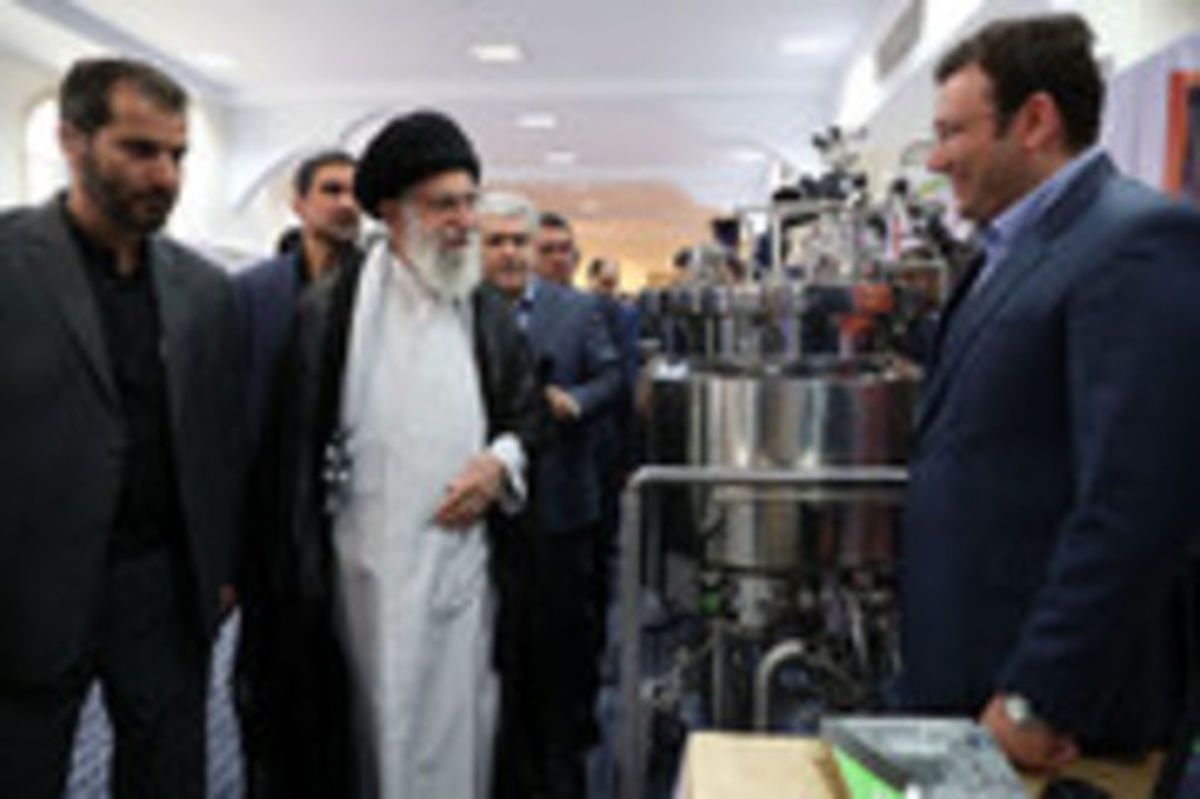 رهبرانقلاب: نگذارید موانع جلوی پای جوان‌ها باقی بماند من هم کمک می‌کنم +فیلم