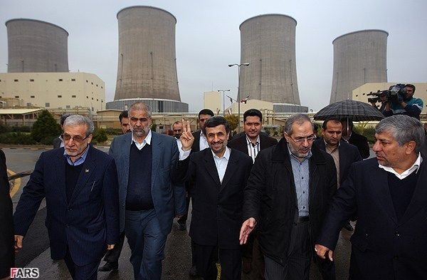 علاقه ویژه احمدی‌نژاد به این حرکت/عکس