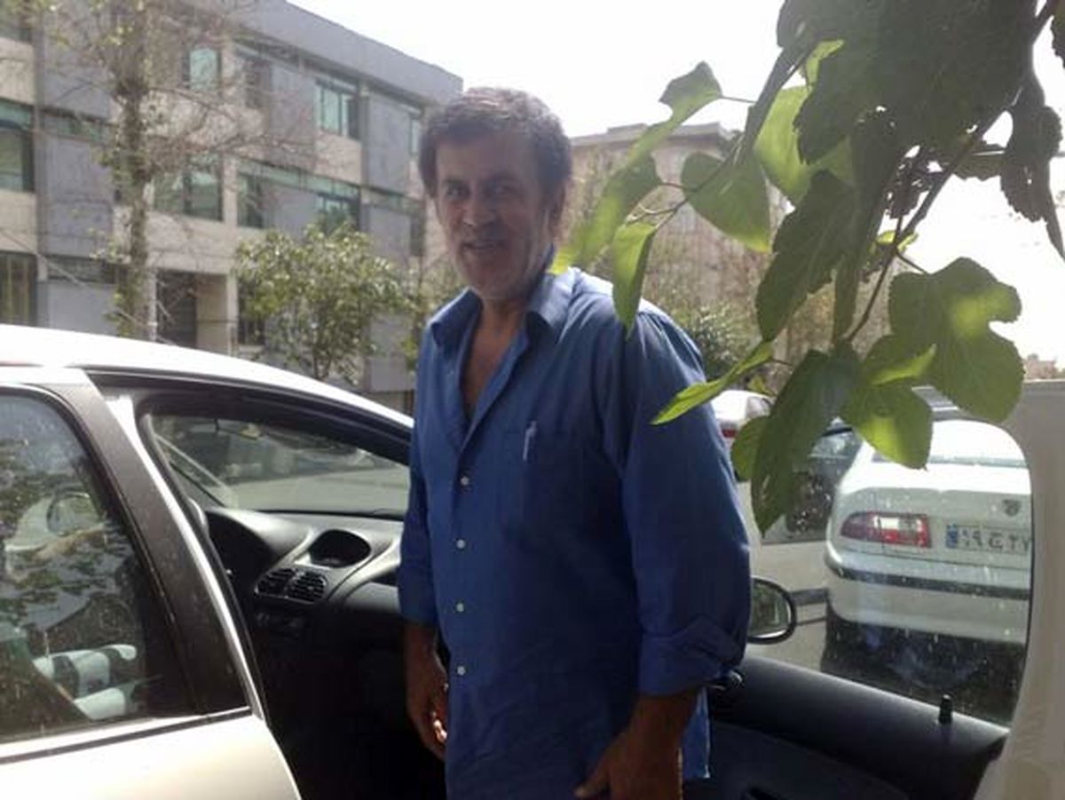 عکس/ خواننده لس آنجلسی در خیابان های تهران!