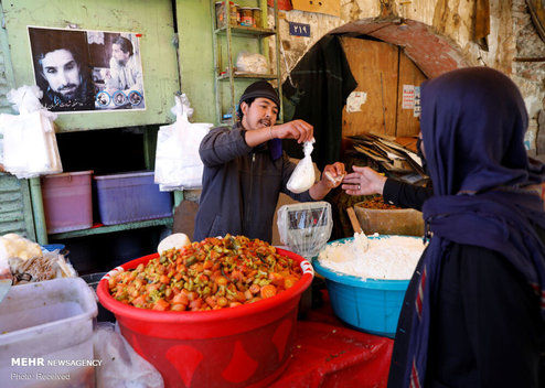 تصاویر: زندگی زیر سایه کرونا در افغانستان