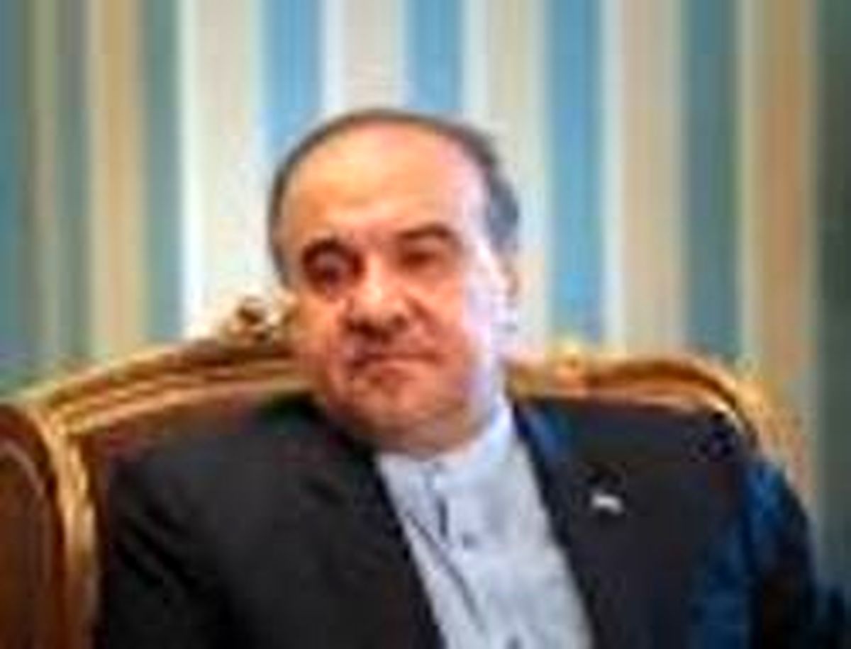 گره سلطانیفر بر تار و پود قالی مسافر جام جهانی +عکس