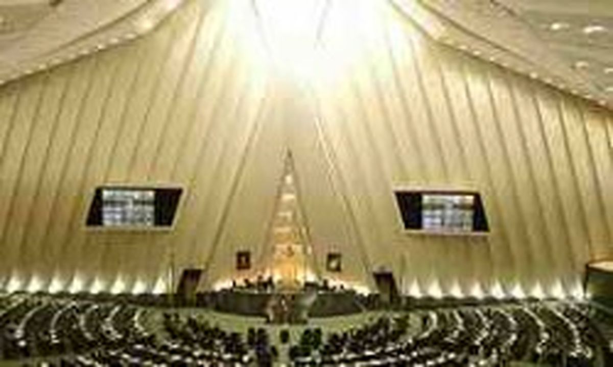 احضار 3 وزیر کابینه به مجلس