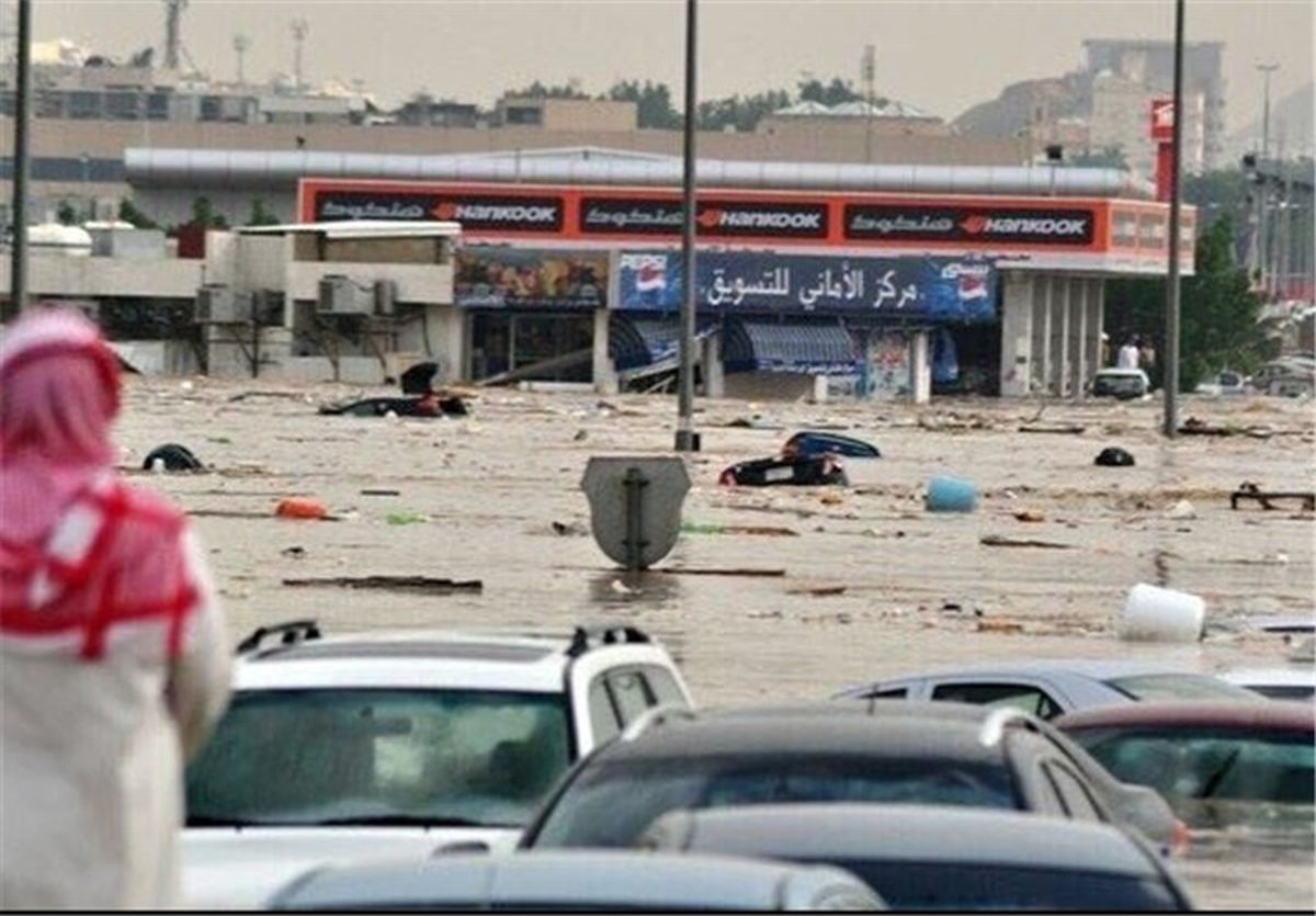 جده زیر آب رفت+تصاویر