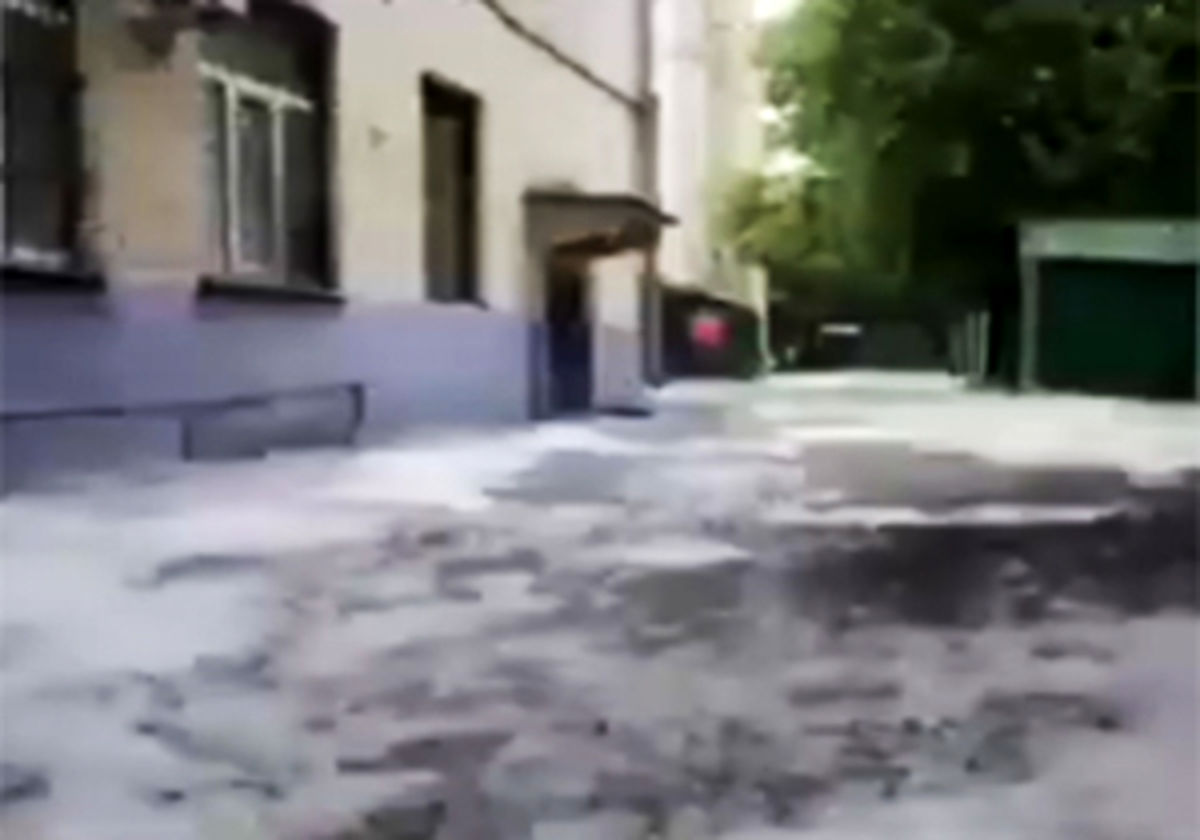 برف تابستانی، مهمان خیابان‌های مسکو +فیلم