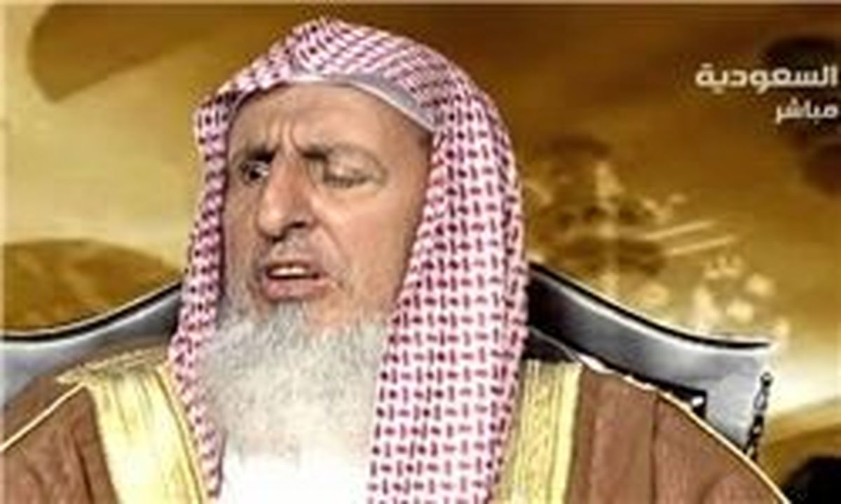 مفتی اعظم سعودی: خطبه سیاسی و انتقادی حرام است