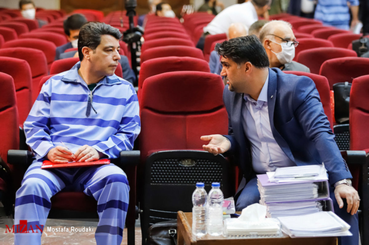 تصاویر: چهارمین جلسه دادگاه پرونده ۱۸ جلدی تخلفات ارزی