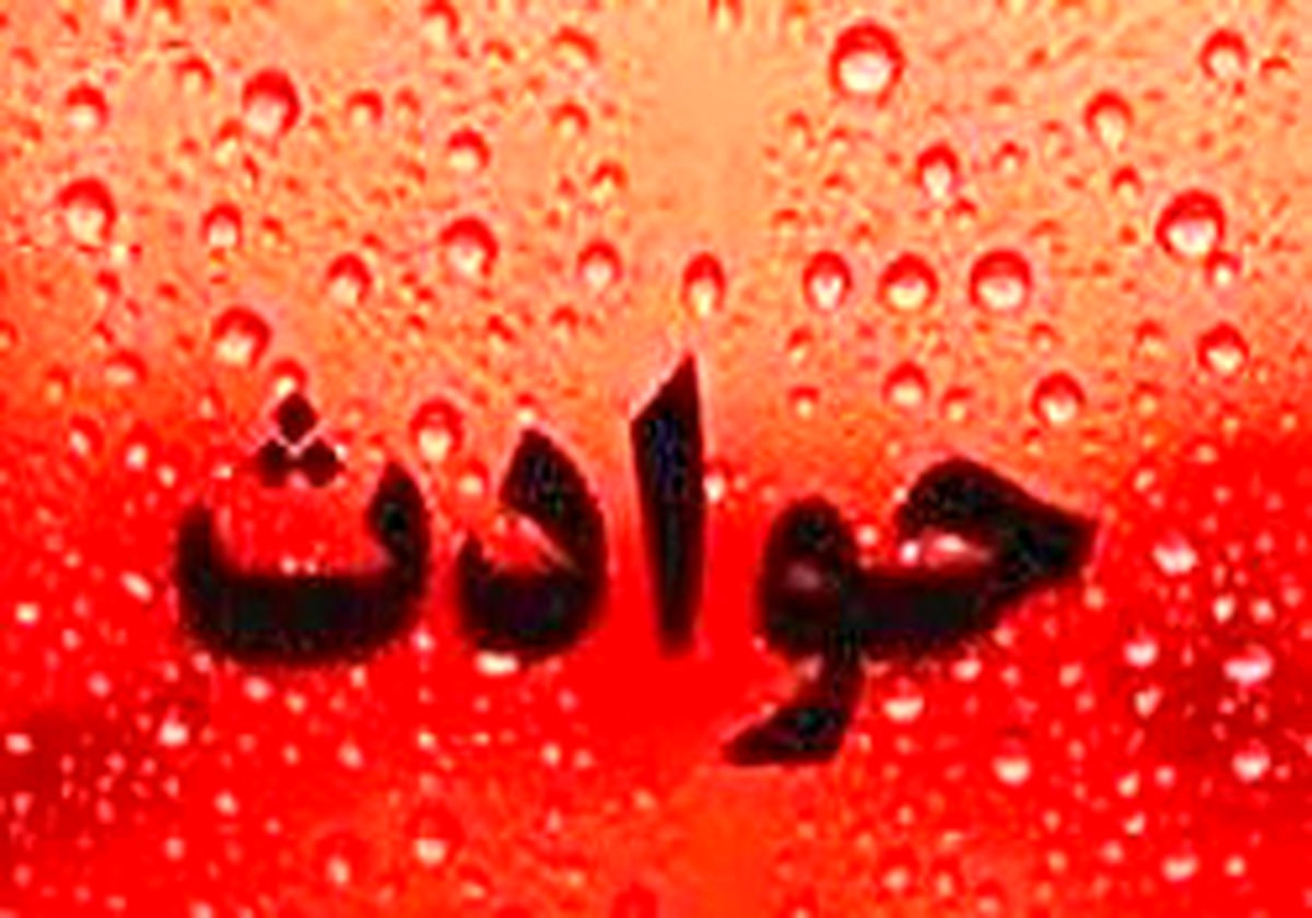 جوان عاشق خود را به دار آویخت