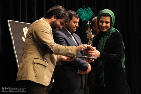 ماجرای عجیب حضور فاطمه رادمنش در عصر جدید