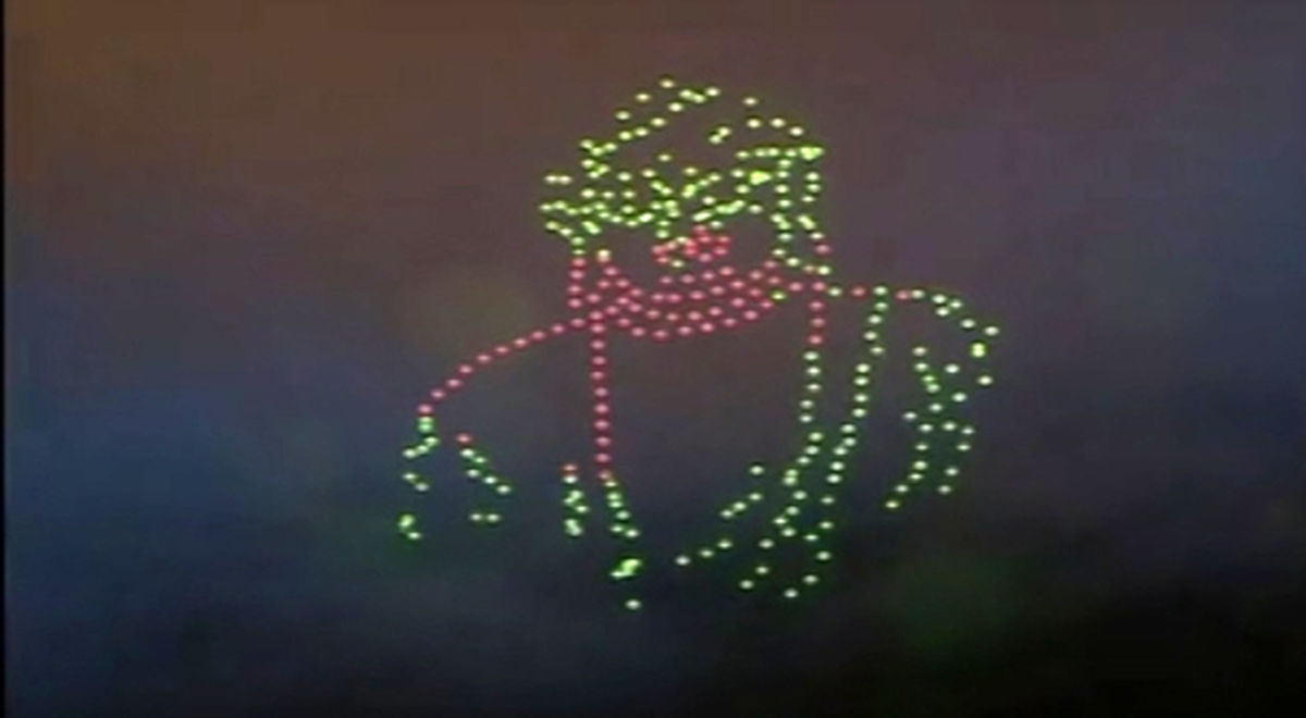 فیلم:تصاویر پهپاد‌های نورافشان در آسمان چین