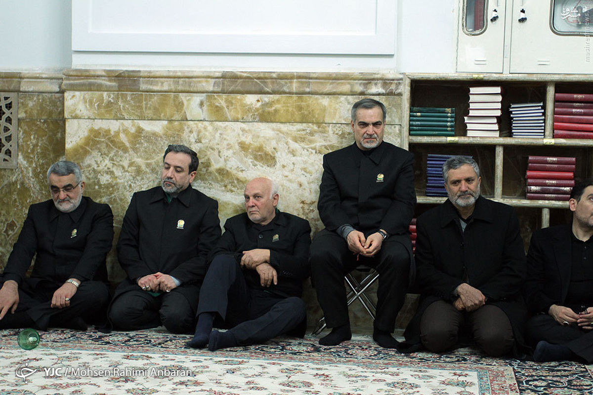 عکس/ عراقچی، فریدون و بروجردی در حرم رضوی