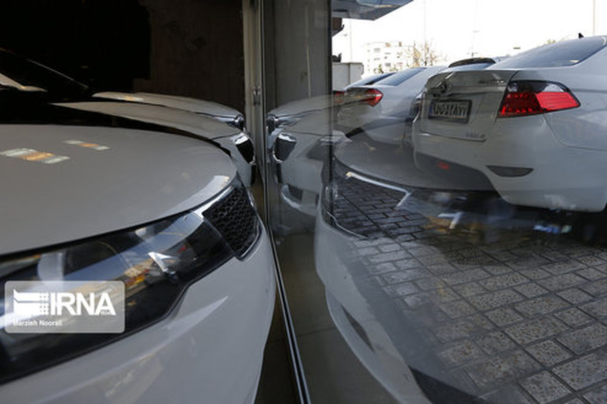 خودرو باید بین ۱۰ تا ۲۰ میلیون ارزان شود