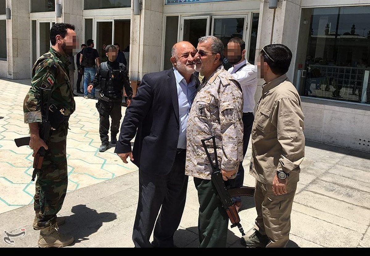 عکس: تقدیر نمایندگان مجلس از فرمانده نیروی زمینی سپاه