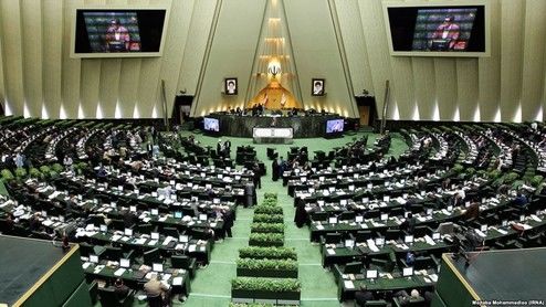 عضو هیأت اجرایی فراکسیون اکثریت مجلس: مردم به تغییر رأی دادند/ می‌توانیم به مطالبات جامعه پاسخ دهیم/ مجلس شمشیر را برای دولت نبسته است