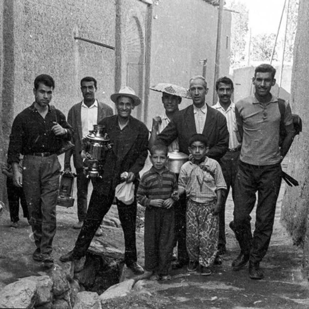 عکسی دیده نشده ازپیک نیک رفتن صمد بهرنگی