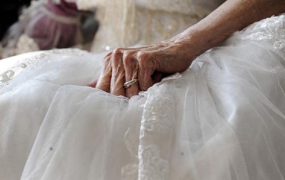 "بله" عروس پس از 65 سال !