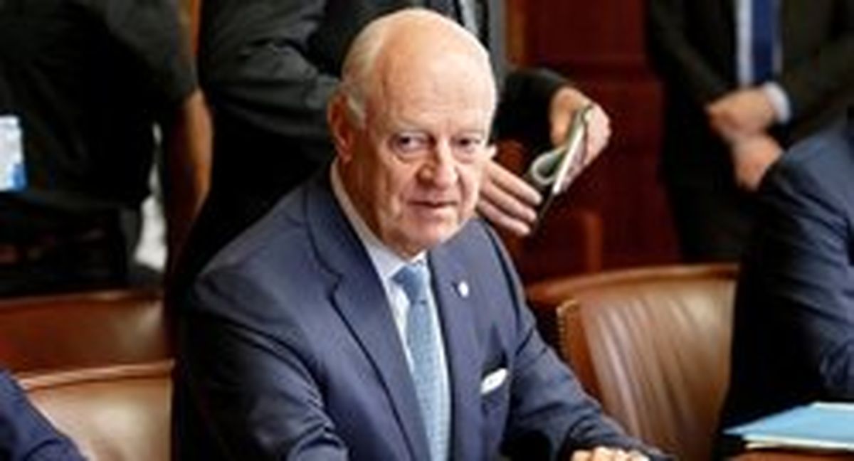 دی‌میستورا در اواخر نوامبر پست خود را ترک می‌کند
