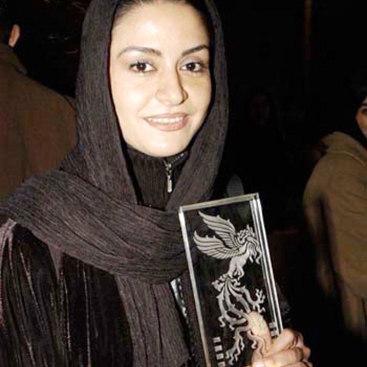 صاحب اصلی سیمرغ ادعایی نسرین مقانلو پیدا شد! +عکس