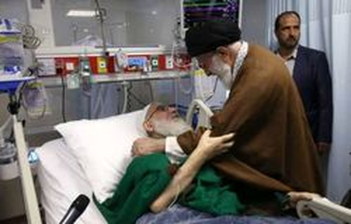 آخرین عیادت رهبرانقلاب از مرحوم آیتالله هاشمی شاهرودی +عکس