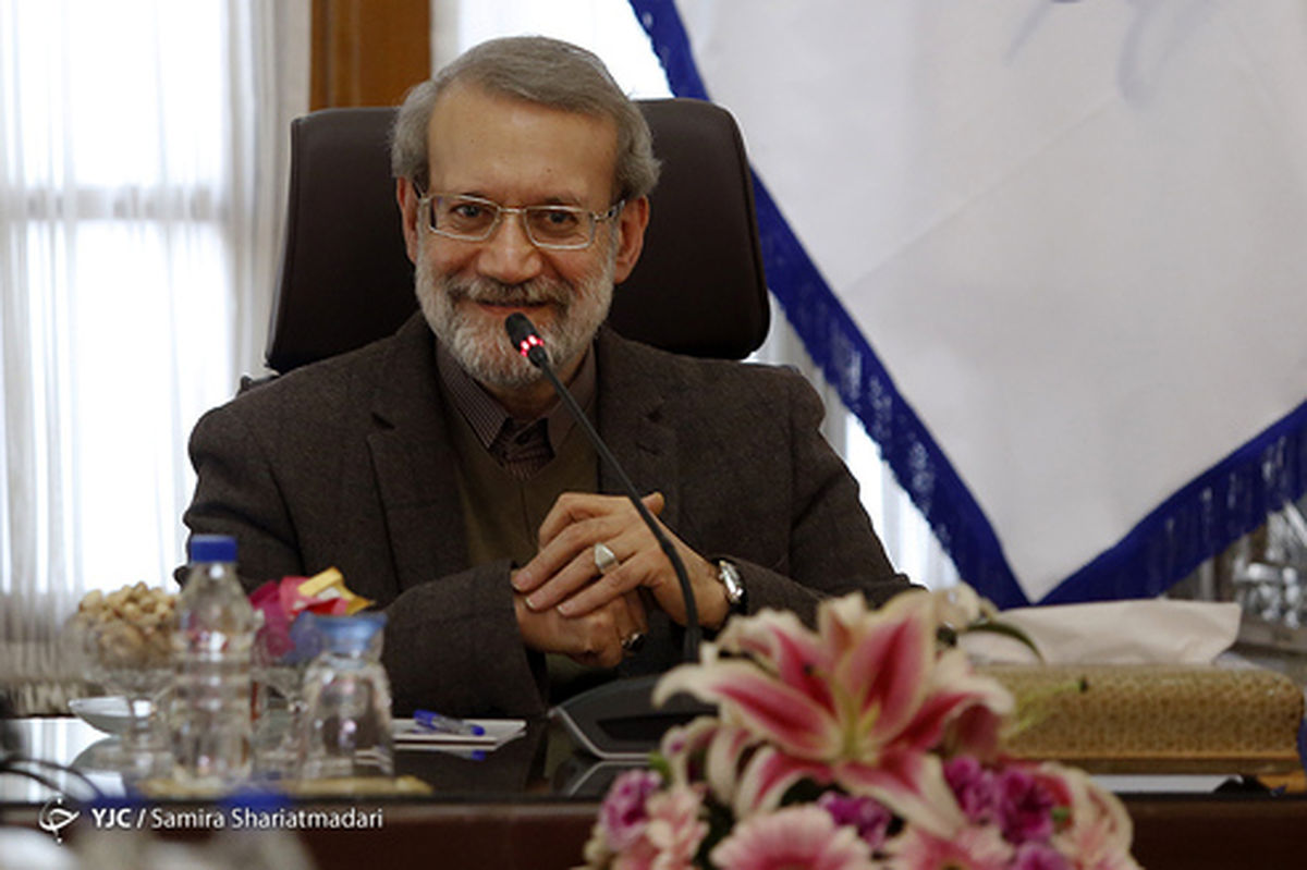 لاریجانی: اروپا نباید دیگر از ایران تقاضایی داشته باشد