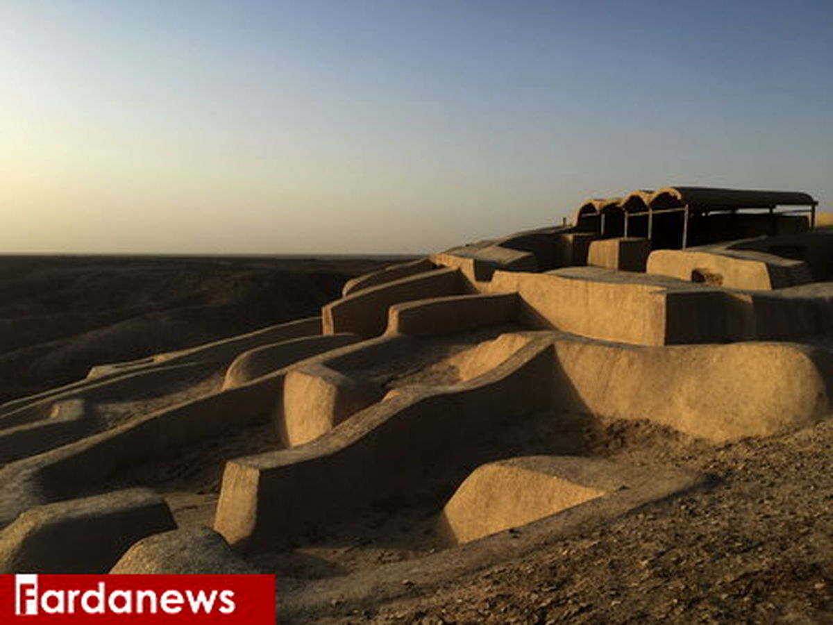 عکس: کاخ سوخته