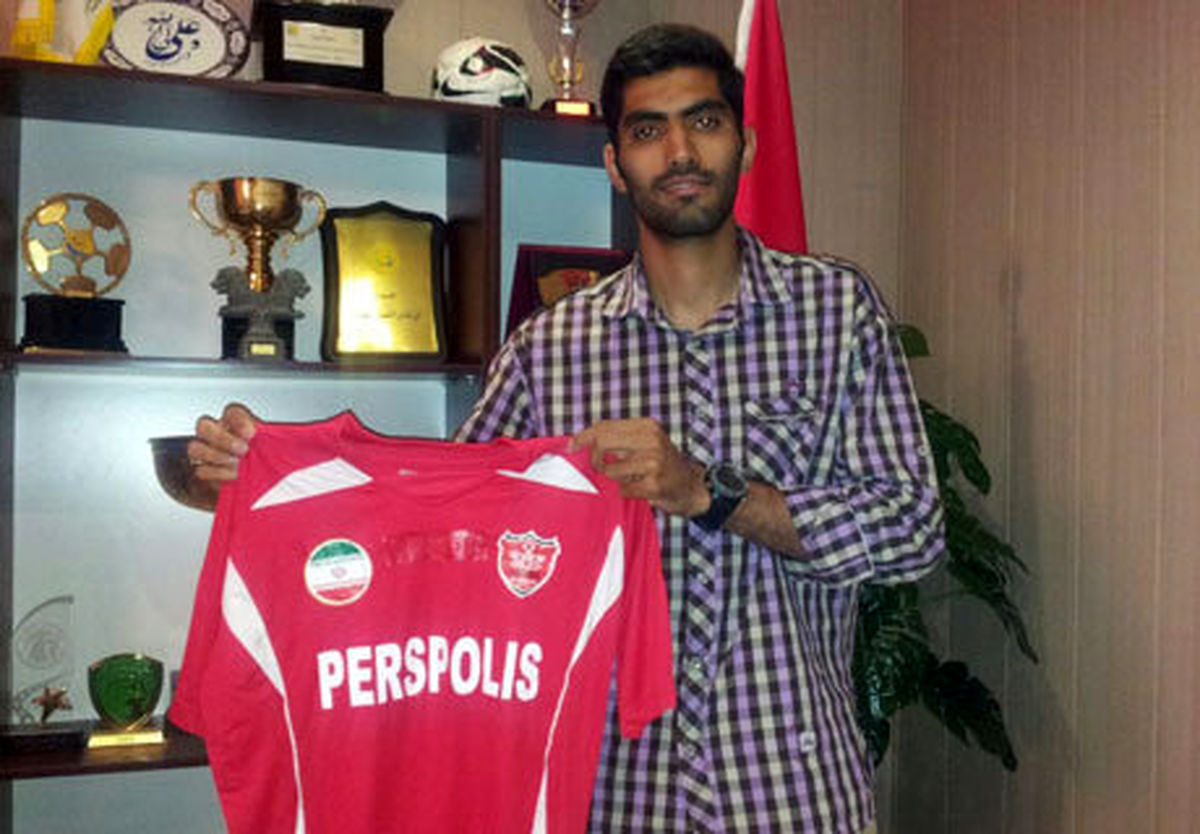 یک استقلالی در جمع سرخپوشان/عکس