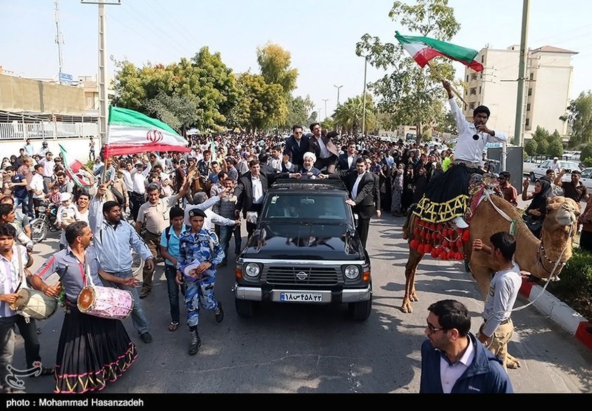استقبال از روحانی با شتر