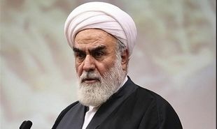 تصاویر حضور رییس دفتر مقام معظم رهبری در بیوت آیات مکارم شیرازی و سبحانی 