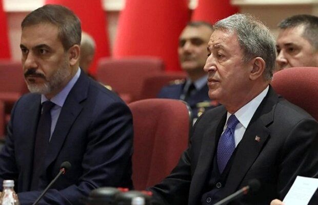 سفر وزیر دفاع و رئیس سازمان اطلاعات ترکیه به مسکو
