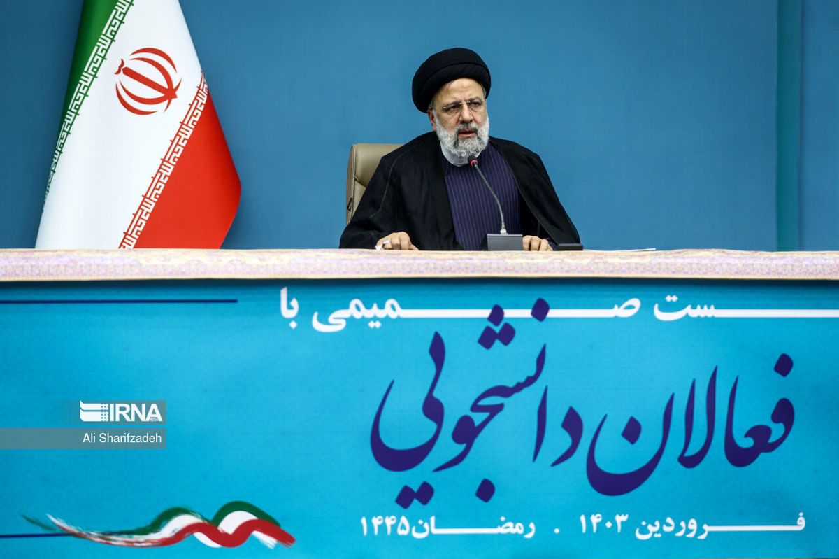 دیدار رمضانی دانشجویان با رئیس جمهور