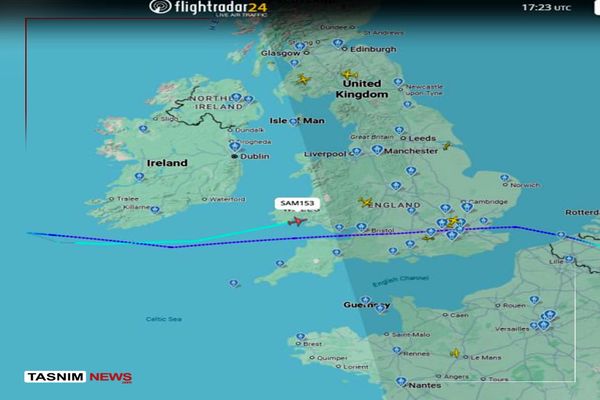 هواپیمای حامل وزیر جنگ آمریکا وضعیت اضطراری اعلام کرد
