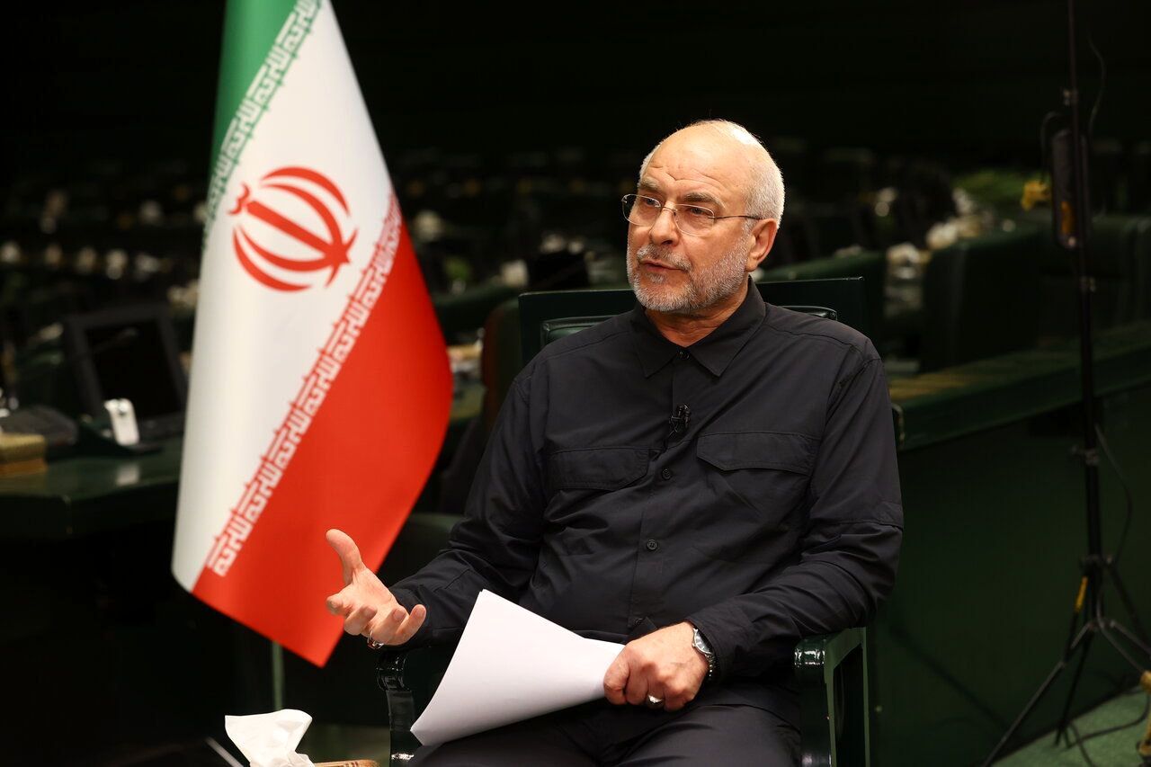  قالیباف: پاسخ ایران به حمله مستقیم آمریکا با هدف قرار دادن مقر فرماندهی این کشور در قطر داده شد