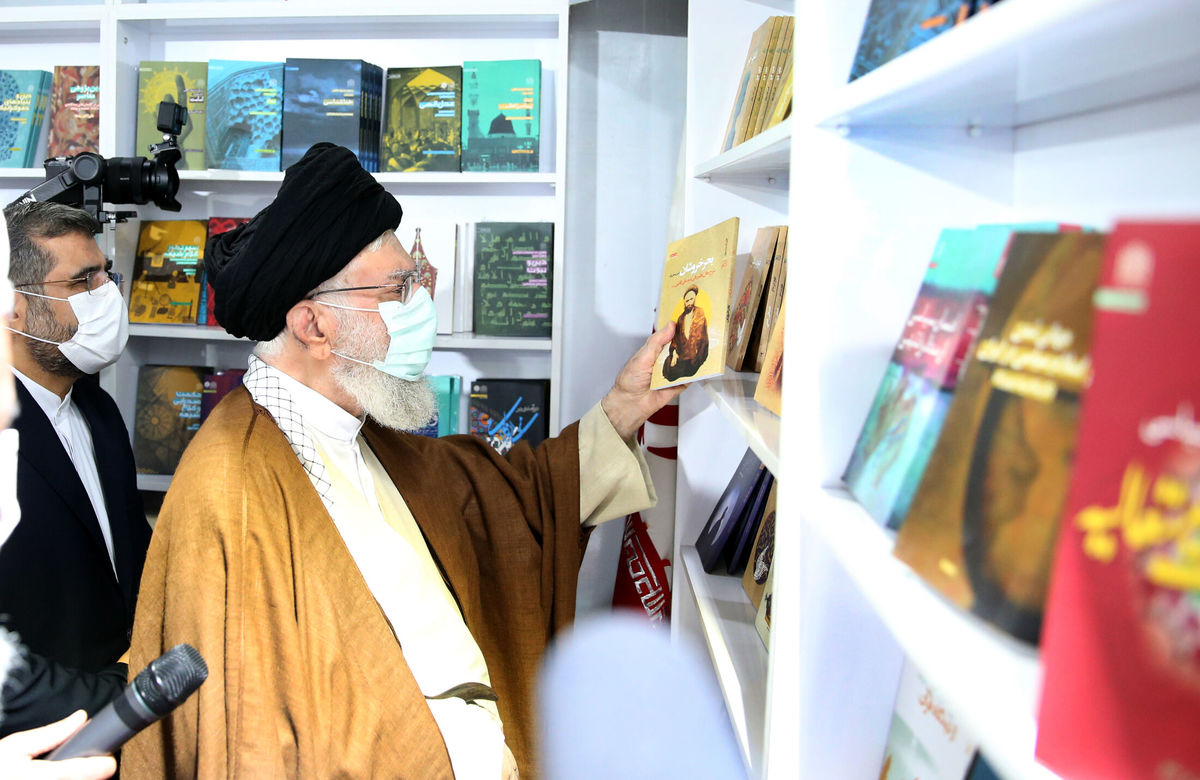 رهبر انقلاب: برای جذب کودکان هرچقدر میتوانید کار کنید