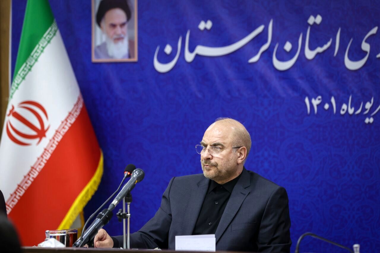 تصاویر: قالیباف در نشست شورای برنامه‌ریزی استان لرستان