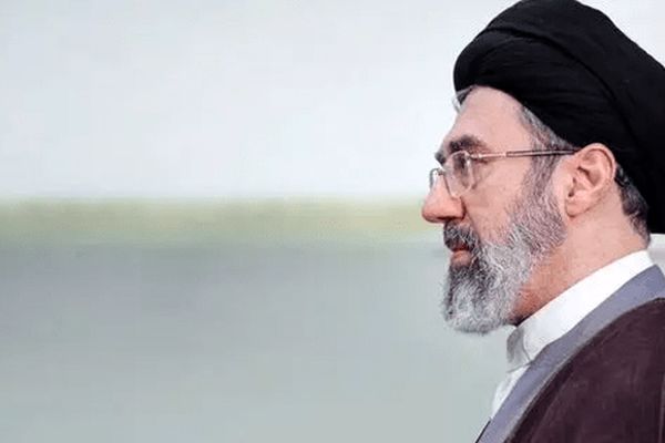 پاسخ رهبر انقلاب به نامه جمعی از فعالان مردمی حوزه جمعیت