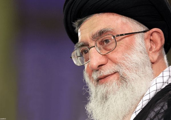 آخرین کمک رهبر شهید برای آزادی زندانیان