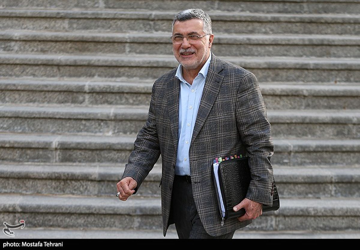 «زیرمیزی» و فرار مالیاتی پزشکان پای وزیر را به مجلس کشاند