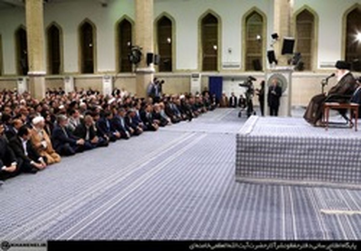 تصاویر: دیدار نمایندگان مجلس با رهبر معظم انقلاب