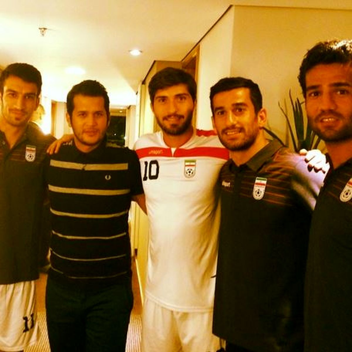 عکس یادگاری قاسمخانی و خیرابی با بازیکنان